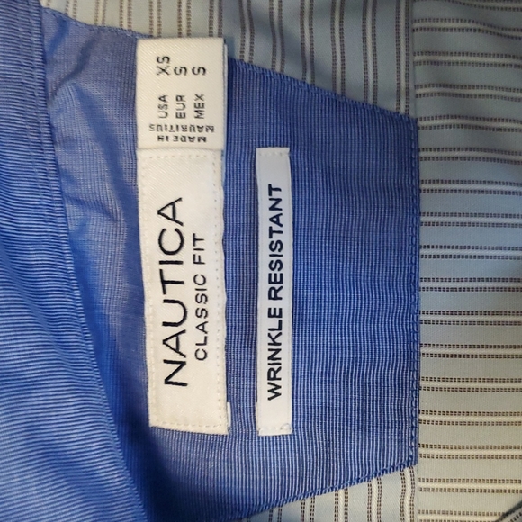NWT! Nautica classic fit striped long sleeve dress shirt - Picture 4 of 13